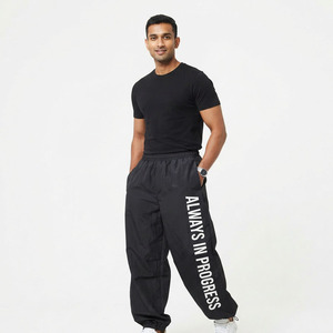 Pantalones de senderismo impermeables de pierna ancha para hombre, cortavientos estampados, de ajuste holgado, casuales, 100% nailon poliéster, para lluvia al aire libre - Product Image 2