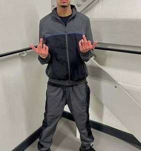 Ensemble de survêtement pour homme avec logo personnalisé, veste coupe-vent en nylon à fermeture éclair et pantalon, 2 pièces - Product Image 3