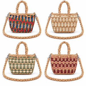 Sac à main carré en jute tressé multicolore personnalisable et écologique avec poignées tressées et bandoulière amovible à motif lettres - Product Image 3