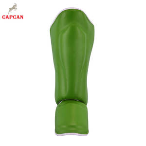 Matériaux durables et portabilité confortable, protège-tibias avec rembourrage antichoc et ajustement fluide. - Product Image 3