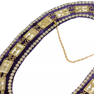Collier de Collation Maçonnique de Haute Qualité Cryptic Mason Royal Select Master en Métal Artisanal avec Support en Tissu Violet et Strass - Product Image 3