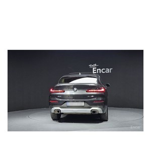 BMW X4 XDrive20i XLine 2022, conduite à gauche, boîte automatique, caméra de recul, toit ouvrant panoramique, phares LED, moteur 2.0L, 31 060 km - Product Image 4