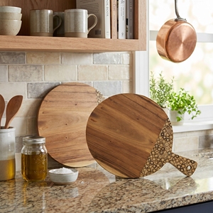 Food Grade Suar Wood Cutting <b>Board</b> With Elegant <b>White</b> Bamboo Inlay <b>Large</b> Round Light Brown For The Kitchen And Everyday Home Use - Product Image 3