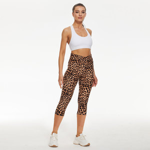 Leggings Capri Léopard Personnalisés pour Femmes, Taille Haute Croisée, Sexy, Respirants, Doux, à Impression Numérique, Effet Ventre Plat, pour Dames - Product Image 1