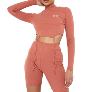 Conjunto de dos piezas para mujer al por mayor: top corto y pantalones jogger de cintura alta, ajuste ceñido, casual, de verano, color liso, ecológico. - Product Image 6