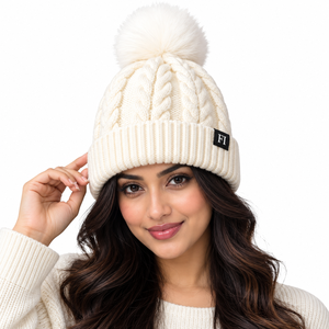 Bonnet d'hiver unisexe en tricot torsadé avec pompon de haute qualité, logo personnalisé, revers côtelé, chapeaux tendance, vente en gros, fournisseur de mode B2B USA - Product Image 1