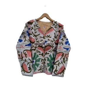 Trabajo a mano indio Suzani lana manga larga Mujer Kantha Suzani chaqueta bohemio Floral bordado multicolor - Product Image 1
