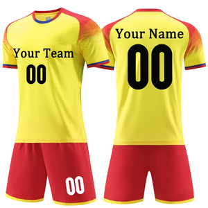 Vêtements de football respirants de style nouveau en gros, service OEM, design personnalisé, matière douce, tenue d'entraînement, uniforme de football - Product Image 1