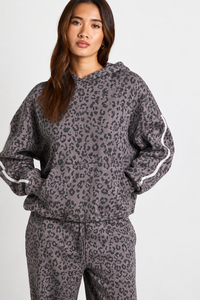 Conjunto Deportivo de 2 Piezas con Estampado de Leopardo Original para Mujer, Sudadera con Capucha Premium y Pantalones Deportivos Casuales de Pierna Ancha - Product Image 6