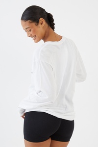 Camiseta de Manga Larga Personalizada para Mujer, Cómoda, de Algodón Premium, Básica, con Logotipo Personalizado, Fabricante de Ropa - Product Image 4
