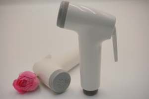 Shattaf Blanco Personalizado con Botón de Presión Único, Diseño Moderno de Plástico Ecológico, Montado en la Pared para Uso en Baños - Product Image 5