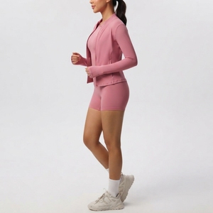 Conjunto deportivo profesional para mujer, para yoga, fitness, entrenamiento atlético y leggings deportivos. - Product Image 2