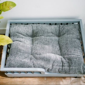 เตียงสัตว์เลี้ยงสุดคลาสสิกทันสมัยพร้อมราว26x18x12 "สีดำซักได้เสื่อไม้แข็งใช้ในร่มกลางแจ้งสีดำ - Product Image 6