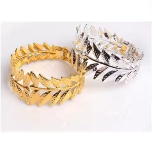 Stylish Metal Napkin Ring for Dining <b>Table</b> Accessories Wedding Decor and Party Arrangement - Product Image 2