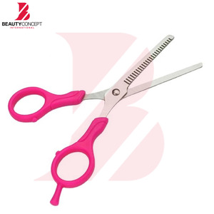 กรรไกรซอยผมด้ามจับพลาสติกสีชมพูสดใส พิมพ์โลโก้ได้ตามต้องการ สำหรับช่างตัดผมมืออาชีพ ร้านทำผม - Product Image 4