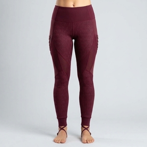 Collants collants mi-cuisses pour femmes, offrant une adhérence pour la pole dance, en tissu extensible doux, offrant un soutien sûr et une couverture confortable. - Product Image 3