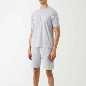 En ligne : Ensemble short d'été pour homme en tissu éponge léger et écologique, style hip-hop, couleur unie, avec haut imprimé. En promotion en ligne. - Product Image 1