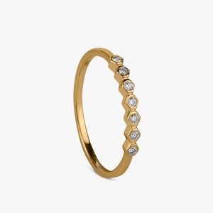 Lab Grown Diamond Stackable <b>Ring</b> Bezel Dainty Minimalist Solitaire Everyday <b>Thin</b> Band 14k 18k Solid Gold Manufacturer Wholesale - Product Image 1