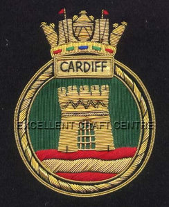 Patch brodé personnalisé CARDIF avec motif Aigle Couronné, badge en tissu à coudre avec épingle de sûreté pour vêtement, style circulaire - Product Image 1