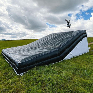 Rampe de saut gonflable pour sports extrêmes BMX FMX Freestyle Moto VTT, airbag de sécurité pour la pratique des cascades, à vendre - Product Image 3