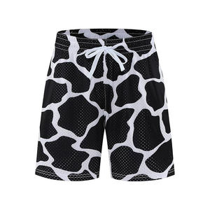 Shorts de basketball en mesh personnalisés en gros, motif imprimé par sublimation, respirants, séchage rapide, style streetwear pour hommes, 100% polyester - Product Image 6