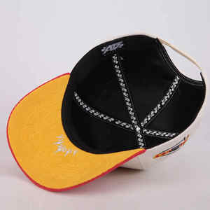 Gorra de Béisbol de 5 Paneles con Bordado 3D, Fabricada en Fábrica, Personalizada, Ajustable, de Algodón Amarillo, con Logotipo - Product Image 2