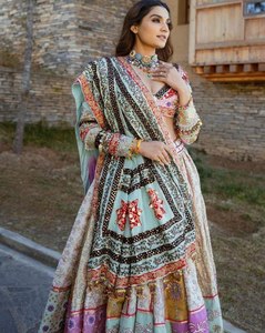 Lehenga Choli de Seda Multicolor Pastel con Dupatta de Diseño |   Ropa Tradicional Gujarati para Fiestas para Mujeres - Product Image 5