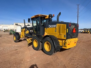Chargeuse-pelleteuse 772G 2020 Z232759 – Équipement Premium Prêt à l'Exportation – Boîte de Vitesses à Capacité de Charge de 200 Tonnes - Product Image 2