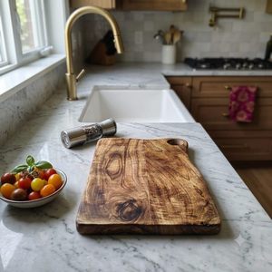 Tabla de cortar rectangular de madera con mango, acabado natural, tabla de cocina. - Product Image 2