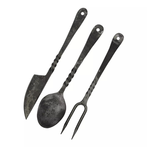 Juego de Cubiertos de Diseño Elegante, Estilo Medieval, Utensilios de Comedor de Inspiración Tradicional, Cuchillo, Tenedor y Cuchara de Acero Inoxidable - Product Image 1