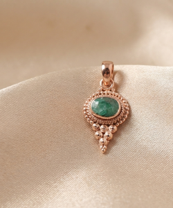 Natural Oval Green <b>Emerald</b> Gemstone 925 Sterling Silver <b>Pendant</b> Rose Gold Plated Handmade Vintage Jewelry Bezel Setting Floral - Product Image 2