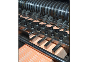 Ligne de production <span class=keywords><strong>Origami</strong></span> de filtre à <span class=keywords><strong>air</strong></span> de type tambour entièrement automatique pour <span class=keywords><strong>Origami</strong></span> - Product Image 3
