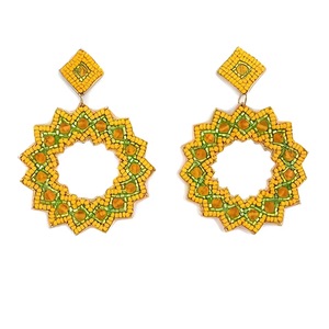 Pendientes Largos con Borlas de Cuentas Tejidas a Mano, Diseño Mosaico, Color Rojo, Morado y Verde, Nueva Colección, Gran Venta - Product Image 1