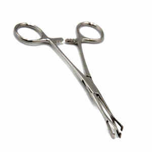 Pinza de Acero Inoxidable para Septum de 6 Pulgadas, Herramienta Profesional para Perforaciones Corporales en Cejas, Orejas y Nariz - Product Image 2