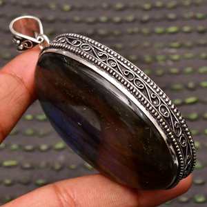 Colgante de Labradorita Hecho a Mano de Alta Calidad, Plata de Ley 925, Joyería de Piedras Preciosas Naturales para Mujer, Regalo al por Mayor - Product Image 2