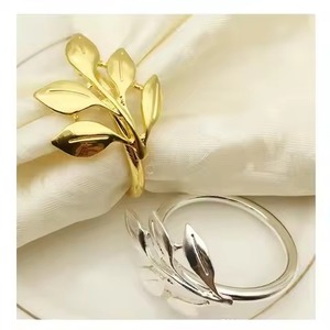Anillo de servilleta de metal premium para decoración de mesa de comedor y uso como soporte para servilletas - Product Image 5