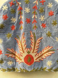 Veste en velours gris pour femmes, broderie florale Suzani, manches longues, col montant, faite à la main, style bohème, vêtement d'extérieur pour l'automne - Product Image 6