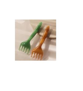 Peine de masaje de resina con acabado suave para el cuidado del cabello y herramienta cómoda para estimular el cuero cabelludo - Product Image 2