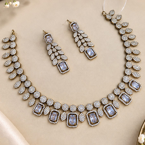 Juego de Collar y Aretes JeweleMarket para Mujer, Chapado en Oro, con Cristales y Piedras de Imitación, Estilo Étnico, para Boda, Compromiso, Aniversario, Regalo - Product Image 1