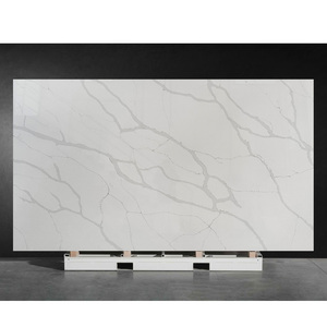 Losa superior de gabinete de cocina de piedra de cuarzo artificial para casa de proyecto residencial resistente brillante con aspecto de mármol mimético antidumping 0 - Product Image 1