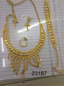 MOLL JEWELLERS Ensemble Collier et Boucles d'Oreilles Floraux Plaqué Or 24K en Alliage de Zinc avec Zircon – Cadeau de Mariage pour Femme Certifié par un tiers - Product Image 4