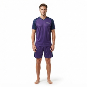 Maillot de football personnalisé pour équipe, coupe ample, vêtements de sport pour l'entraînement, la pratique et les matchs de club - Product Image 1