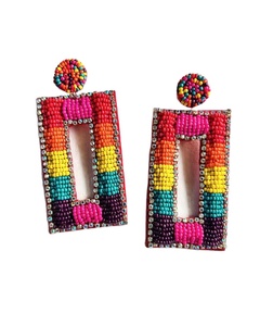 Pendientes bordados con cuentas de moda hechos a mano en diseño multicolor elegante para chicas elegantes y mujeres de moda - Product Image 6