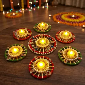 Juego de Portavelas Decorativos de Lujo Ecológicos Hechos a Mano con Perlas para Diwali, Bodas, Festivales y Decoración del Hogar - Product Image 3