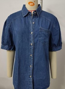 Camisa de mezclilla azul claro con botones para mujer, camiseta informal holgada de manga corta con bolsillo, ropa de primavera y verano - Product Image 4