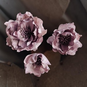 VADEE Fleurs artificielles haut de gamme en bois de Sola, Anémone bleu poussière, Magnolia étoilé, Anémone lavande poussière, durables, artisanales, 8-8,5 cm, 001 - Product Image 3