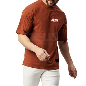 T-shirt homme surdimensionné de qualité, conçu avec une coupe moderne et une construction de tissu fiable. - Product Image 6
