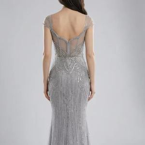 Vestido de Noche de Lujo Plateado Estilo Sirena con Cuentas Pesadas, Lentejuelas y Cristales, Vestido de Fiesta de Boda con Manga Casquillo y Espalda Abierta, Vestidos Formales de Gala - Product Image 2