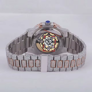 Reloj de Lujo con Incrustaciones de Diamantes, Cristal Redondo, Correa de Acero Inoxidable, Visualización de Fecha Analógica, Movimiento de Cuarzo, Unisex, 46 mm - Product Image 2