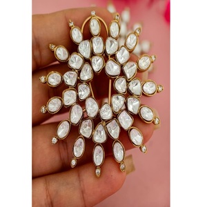Boucles d'oreilles en moissanite plaquées or de qualité supérieure, élégantes et glamour, pour femmes, collection pour soirées et occasions spéciales - Product Image 1